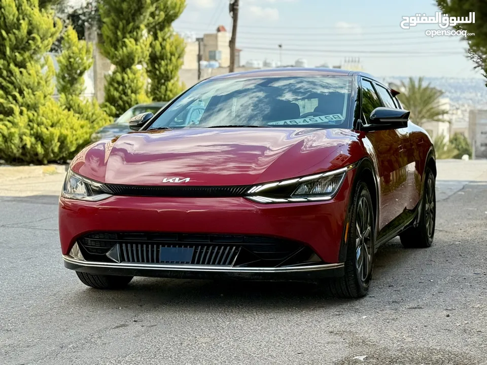 كيا EV 6 2022 فل وجمرك جديد ماشيه 30 الف بسعر مغري كاش واقساط بدفعه 3000 دينار