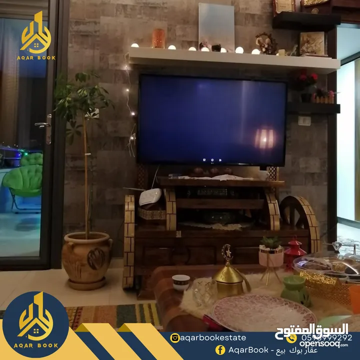 شقة مميزة بإطلالة دائمة وجميلة للبيع