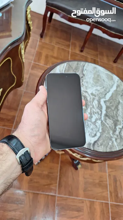 آيفون 14 برو ماكس   ذاكرة 128GB  بطارية 85% نوذج M esim مع 3كفرات والوصلة كوبي ون أحسن من الأصلية