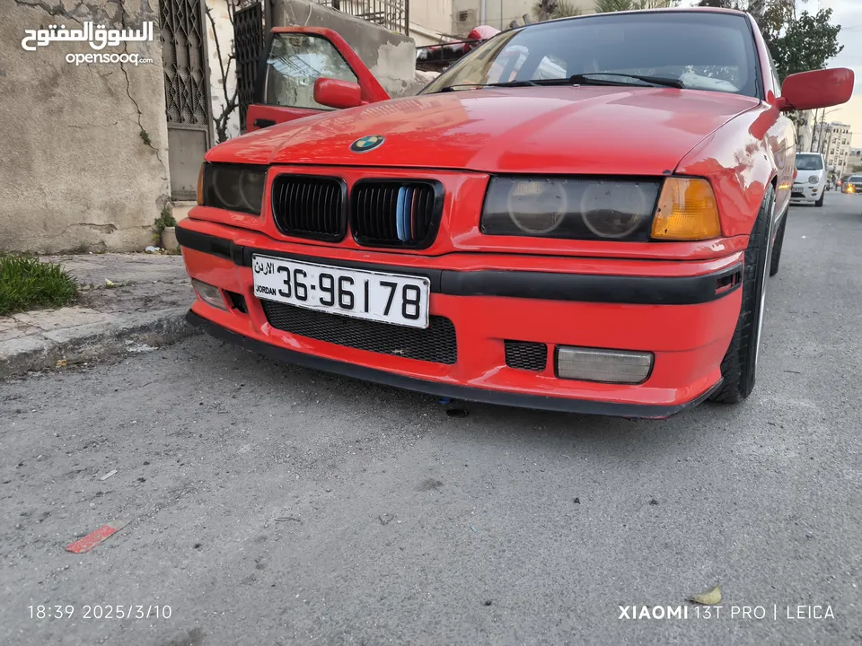 سيارة وطواط للبيع