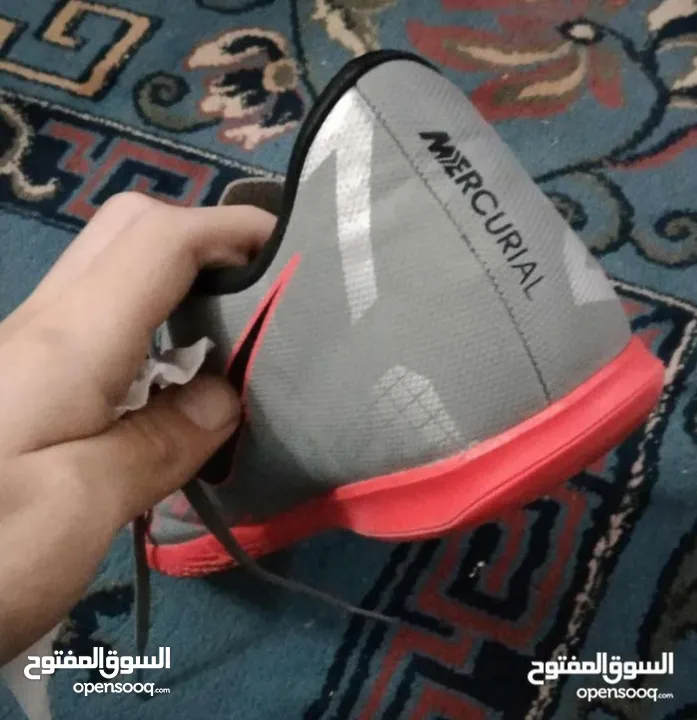 بوت نايك لكرة القدم للبيع
