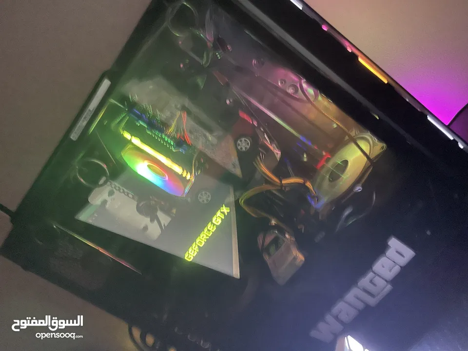 Pc وكالة للبيع مع شاشه وكامل اغراضه
