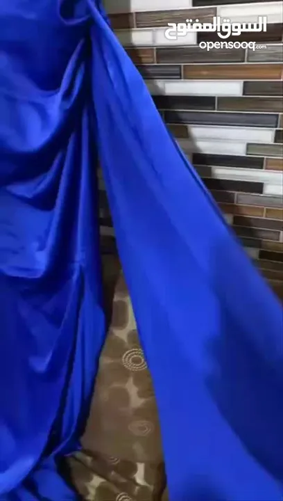 فستان سهره أو عرس نيلي