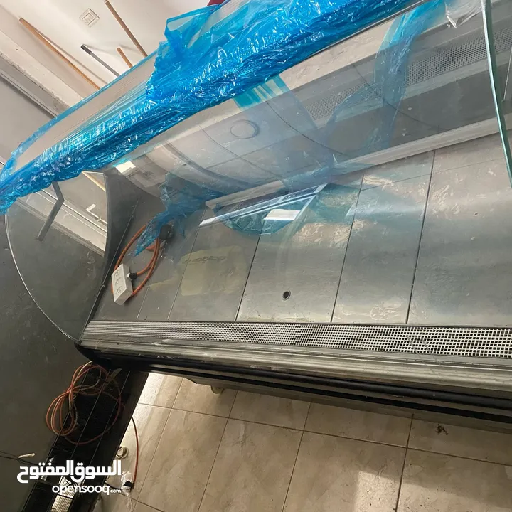 ثلاجات للبيع