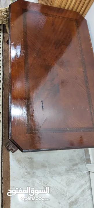 طاولات مستعملة خشب زان قشرة بلوط