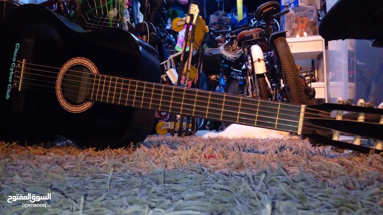 جيتار كلاسيكي ارماندو guitar classical armando American c941 شبه جديد اوتار جديدة