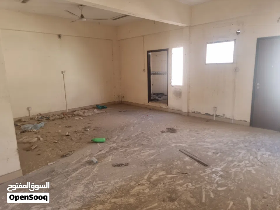 منزل قديم للبيع