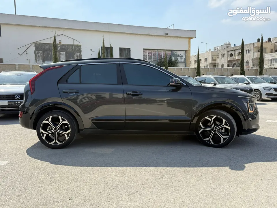 كيا نيرو ترخيص 2022 محرك 1600 هايبرد جير أوتوماتيك 141 حصان