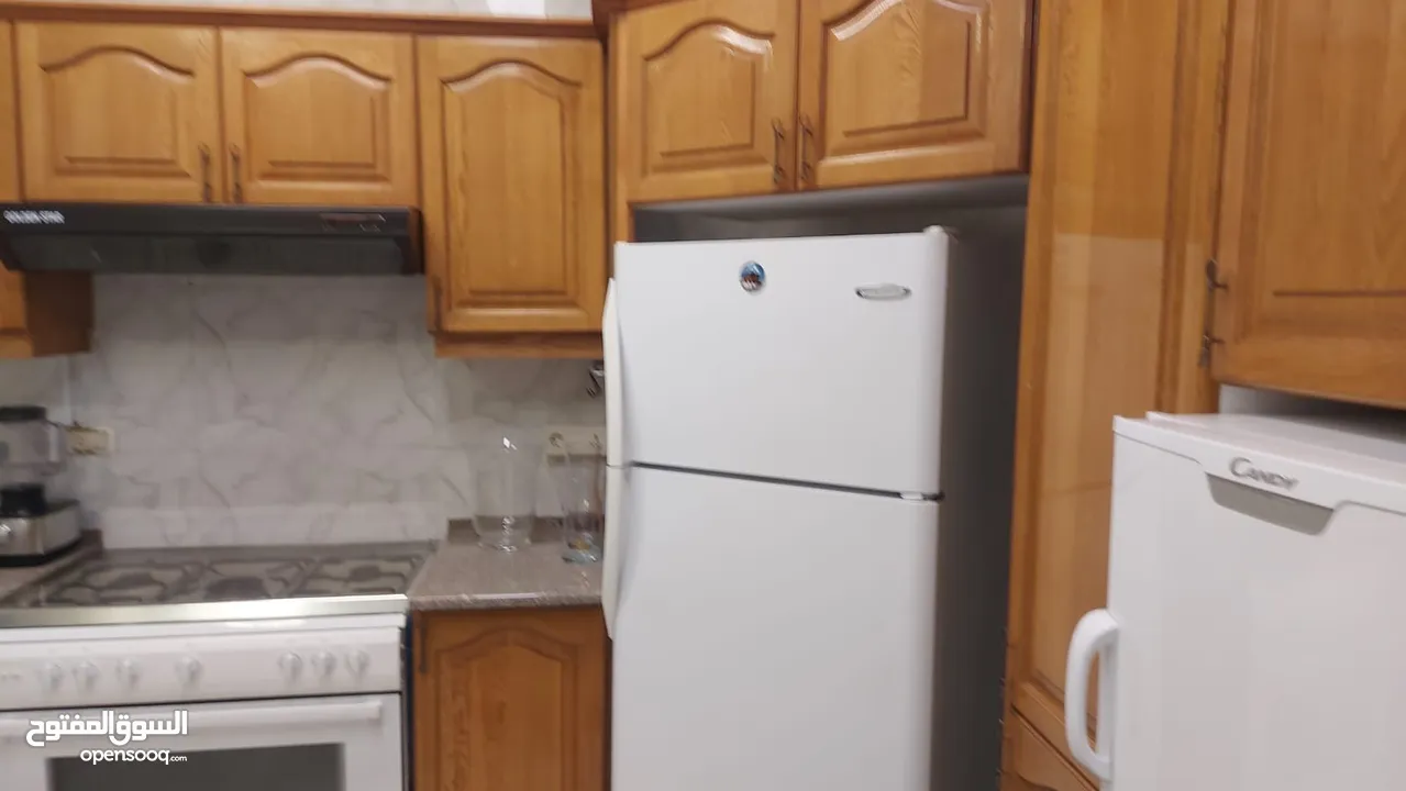 شقة نصف مفروشة للايجار في دير غبار ref : 14239