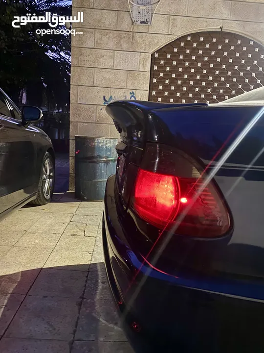 للبيع أو للبدل على سيارة عائلية BMW e46 ci