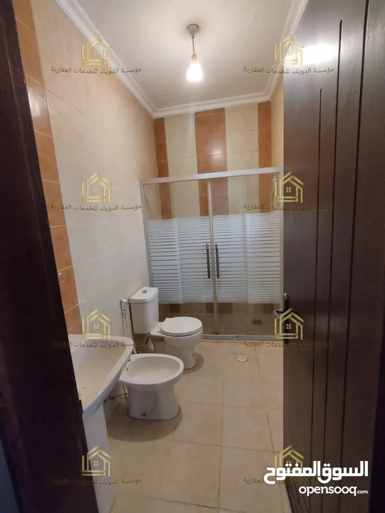 شقة مع روف منفصل بإطلالــــه مميزة