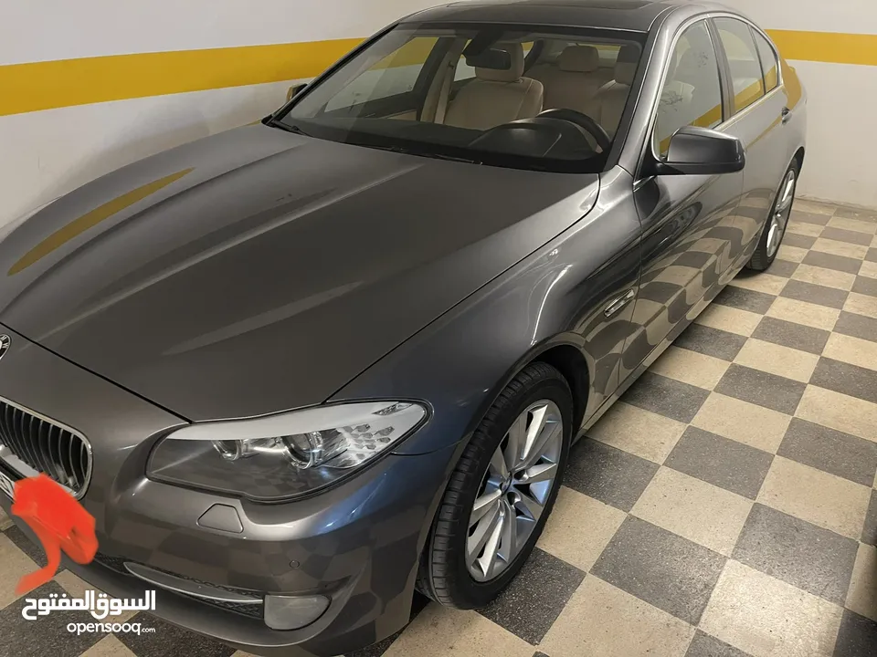 BMW 528i 2013 سعر قابل التفاوض للجادين فقط فحص كامل 4 جيد