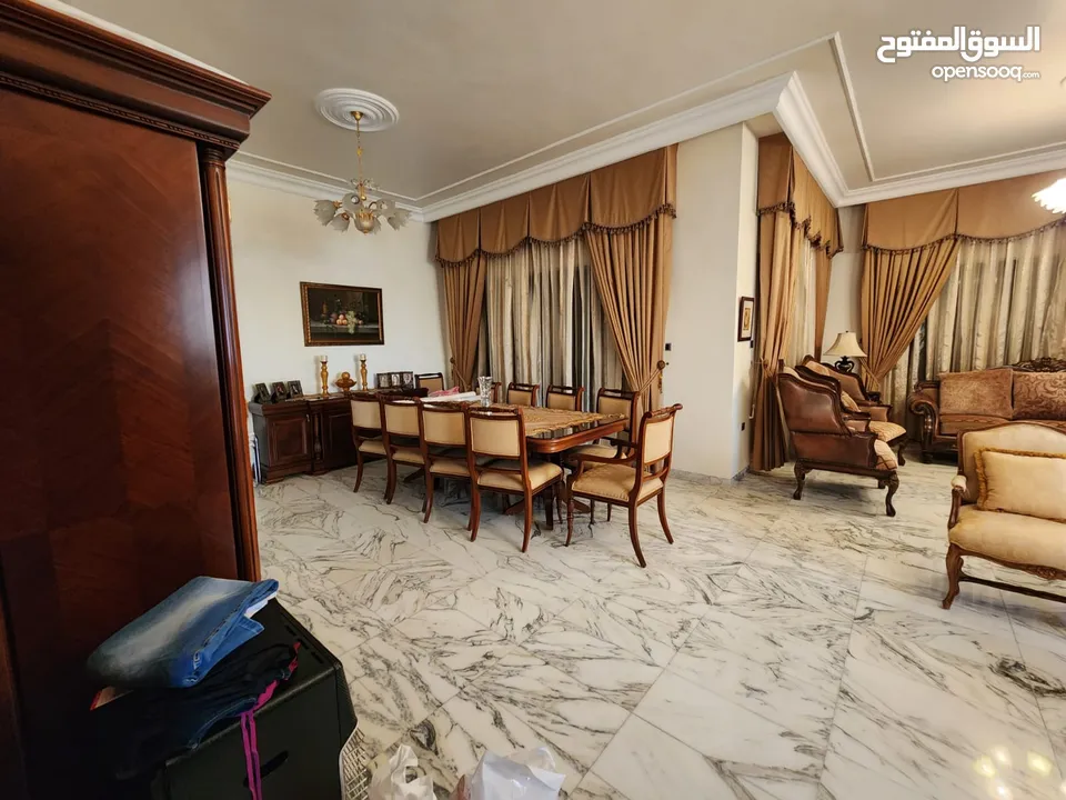 طابق ارضي من ضمن فيلا للإيجار في الصويفية ref : 14248