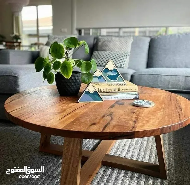 قطع من الخشب الطبيعي فاخرة في عنا كل الاحجام
