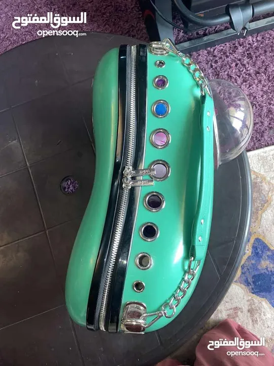 شنطة سفر u -pet ورحلات للقطط وكلاب الزينة