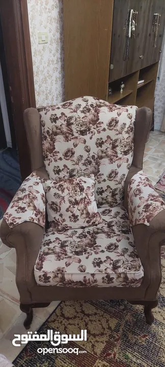 طقم كنب + طاولات وسط