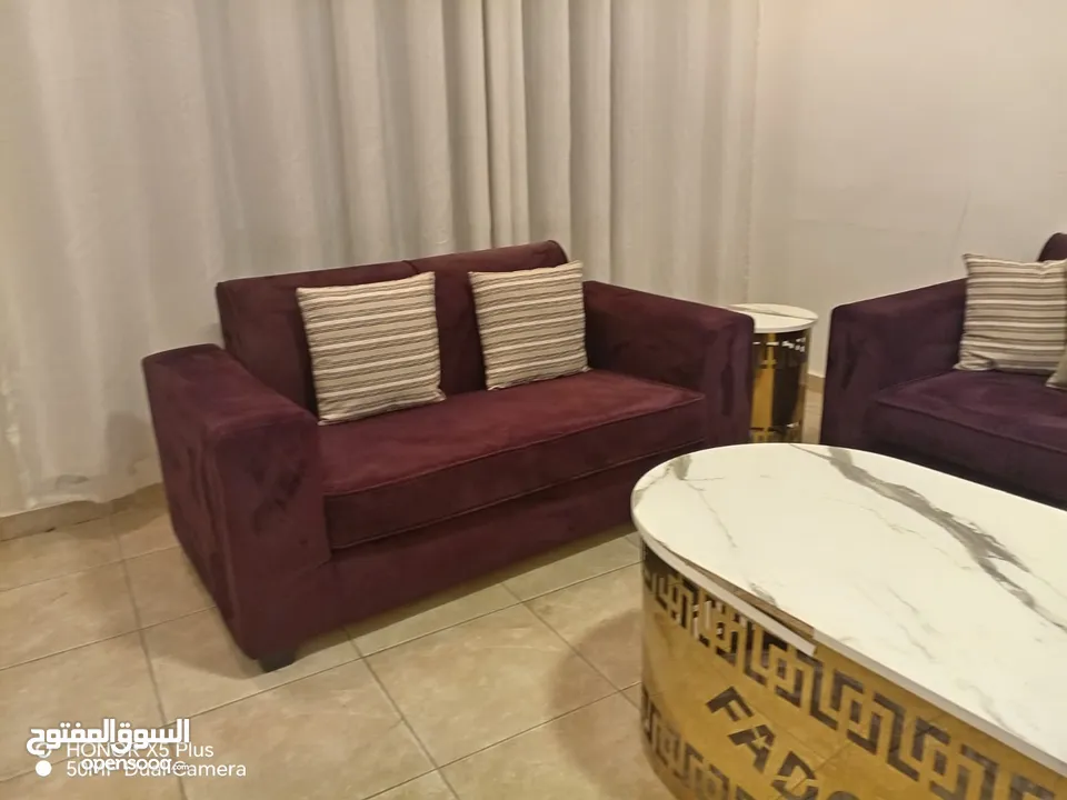 طقم كنب مستورد نخب أول 7 مقاعد (ثلاثي + ثنائي + 2 مفرد) خشب سويد فل + إسفنج دانلوب طبي