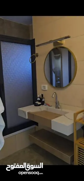 شقة فاخرة للبيع طابق ارضي 128م مع حديقة 15 م الطيرة