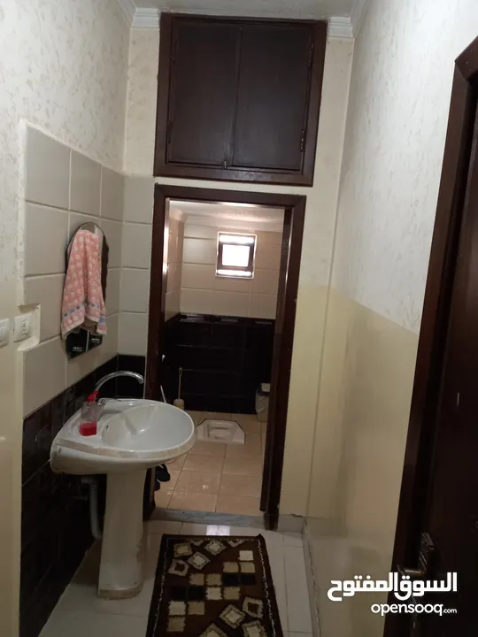 بيت طابق اول مع السطح للبيع من المالك مباشره ماركا الشماليه