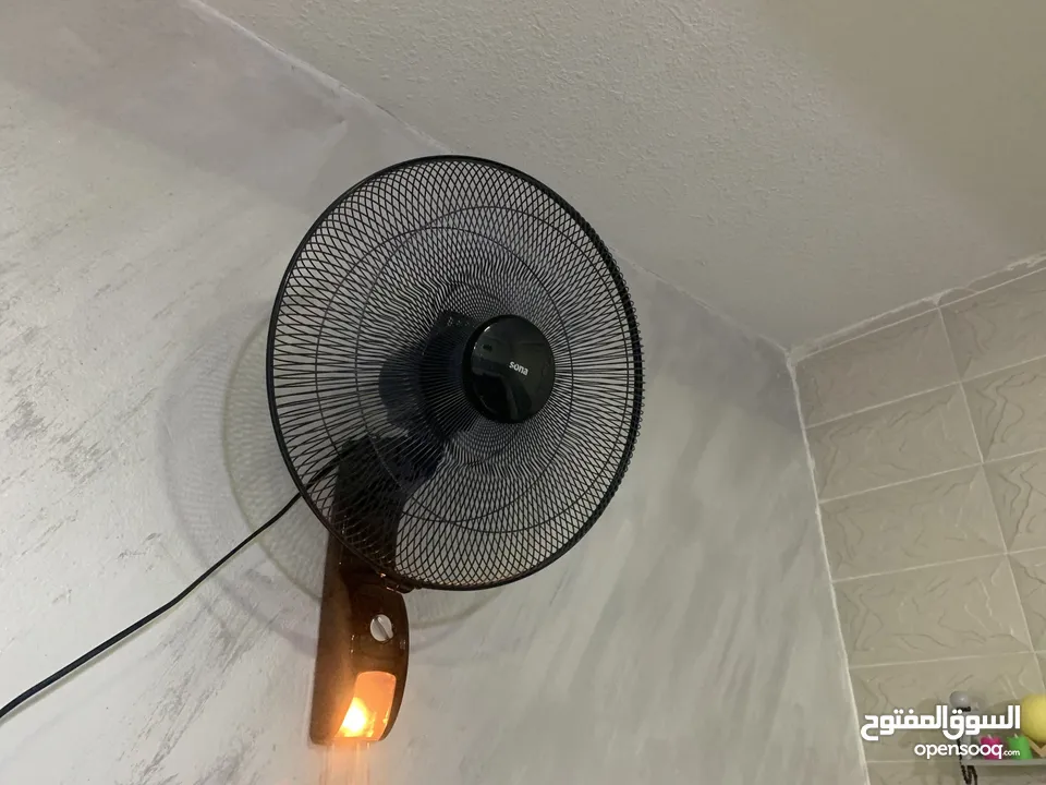 سونا 18 إنش موديل WF-550 سوداء مستعمل للبيع