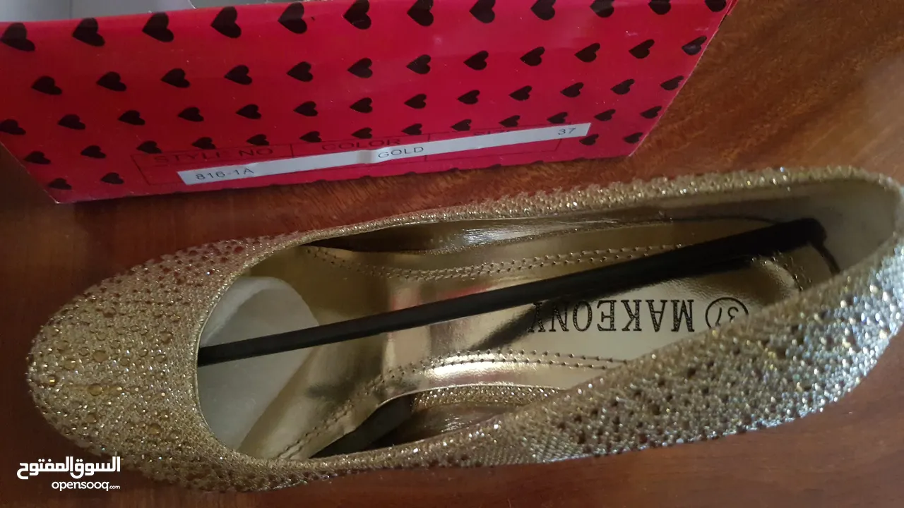 heels ستاتي