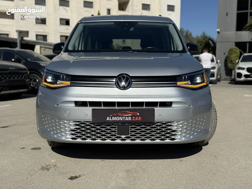 فولكس فاجن كادي طويل ترخيص 2022/ركاب 6+1 محرك 2000 ديزل  جير اوتوماتيك
