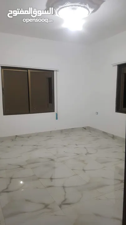 شقة فارغة للإيجار في طبربور2 نوم 230