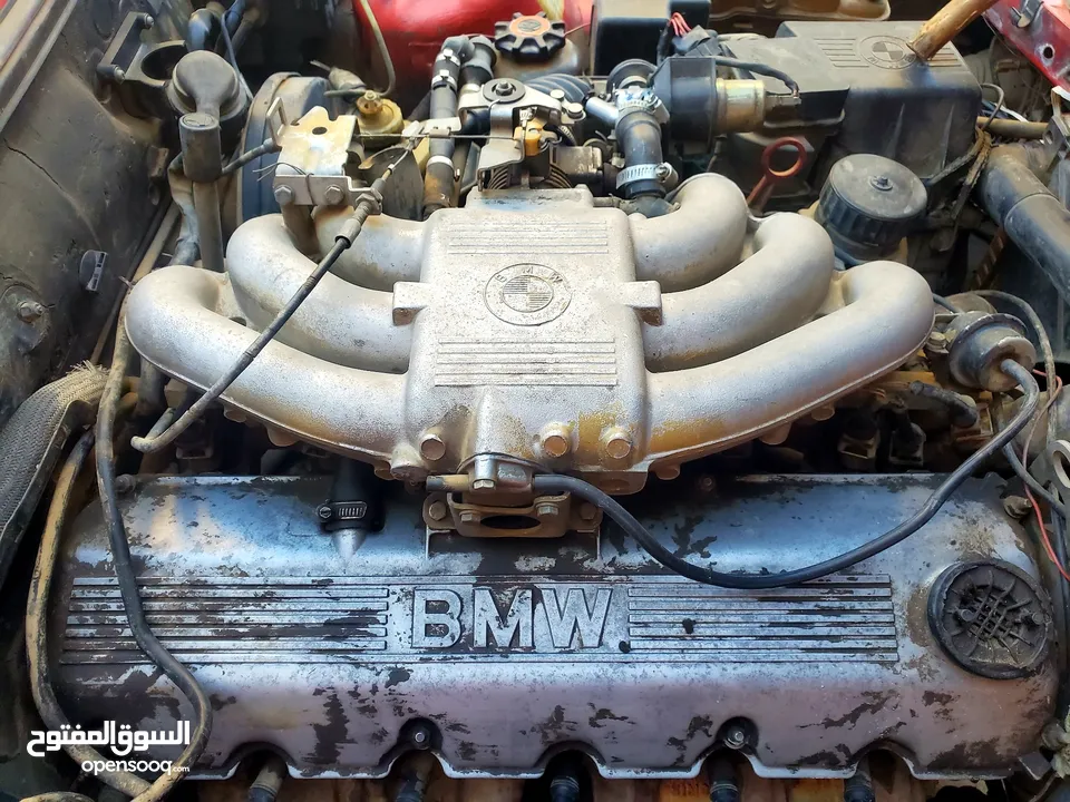 BMW  الفئه الثالثه 1990