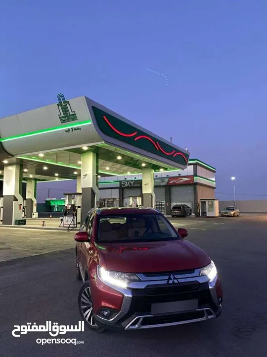 اوتلاندر 2019