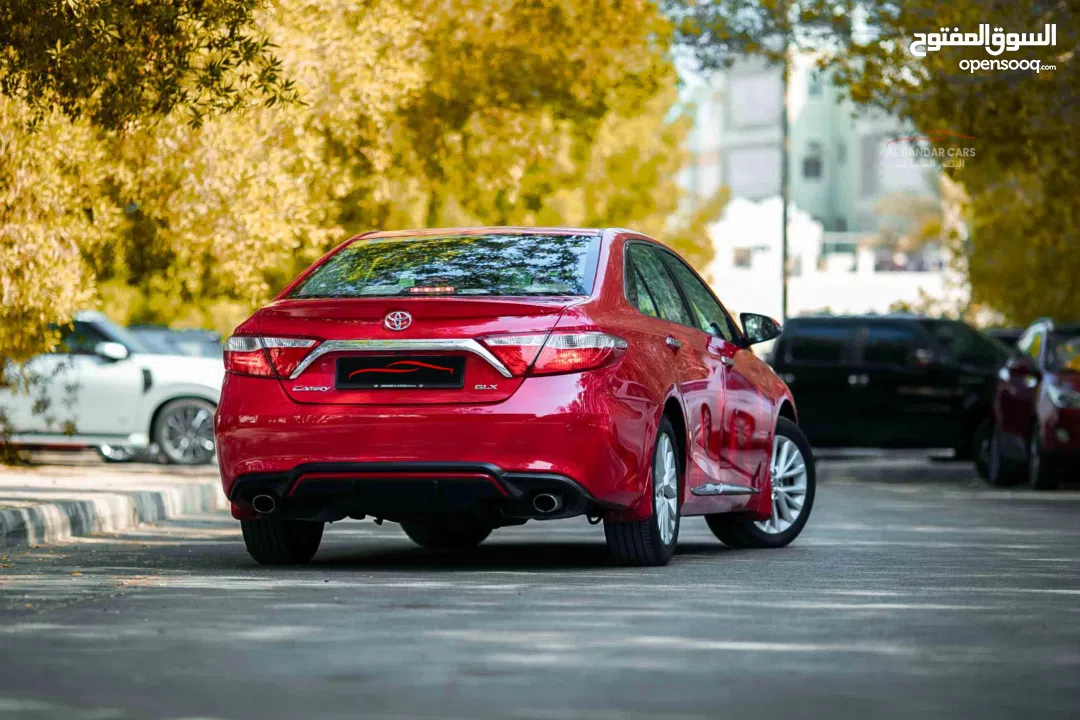 TOYOTA CAMRY – FULL OPTION 2017 RED BEST PRICE EXCELLENT CONDITION