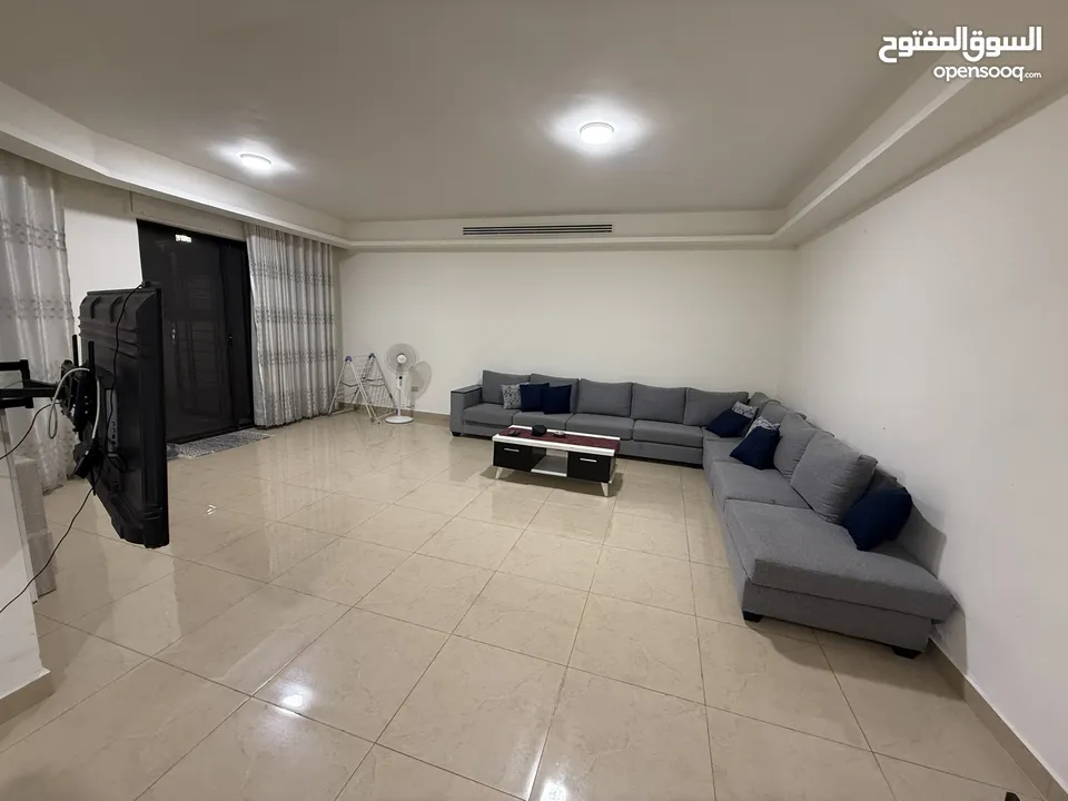 شقه مفروشه فاخره للإيجار