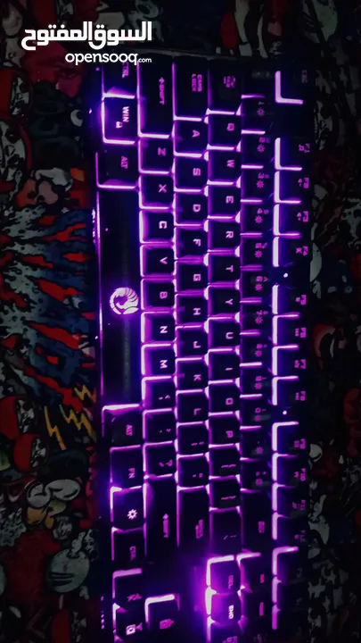 "عيش تجربة اللعب الكاملة مع كيبورد RGB بإضاءة متغيرة وتحكم كامل"
