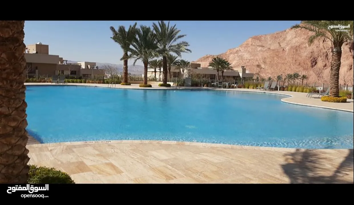 غرفة فندقيه اطلاله بحريه داخل منتجع ( قرية الراحه/ مرسى زايد )