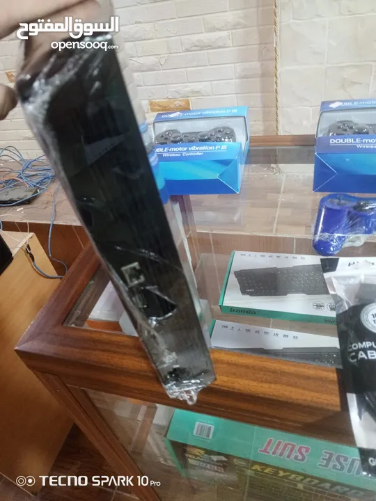 بلايــــــستيـــــشن 3 للبيـــع بحـال الوكـــــــــاله استعمال بسيط  + 3 يدات بالكرتونه ............