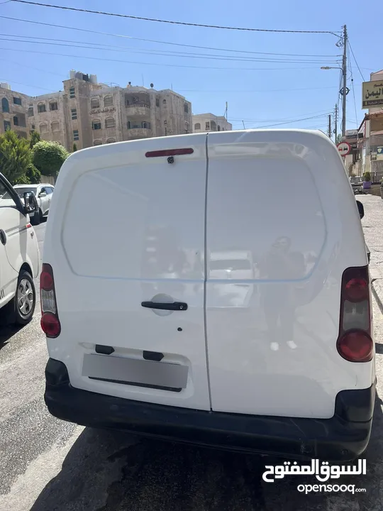 سياره بيجو للبيع