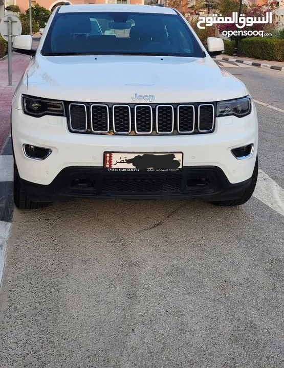 2021 Jeep Grand Cherokee, Laredo, clean and in perfect condition, low millage