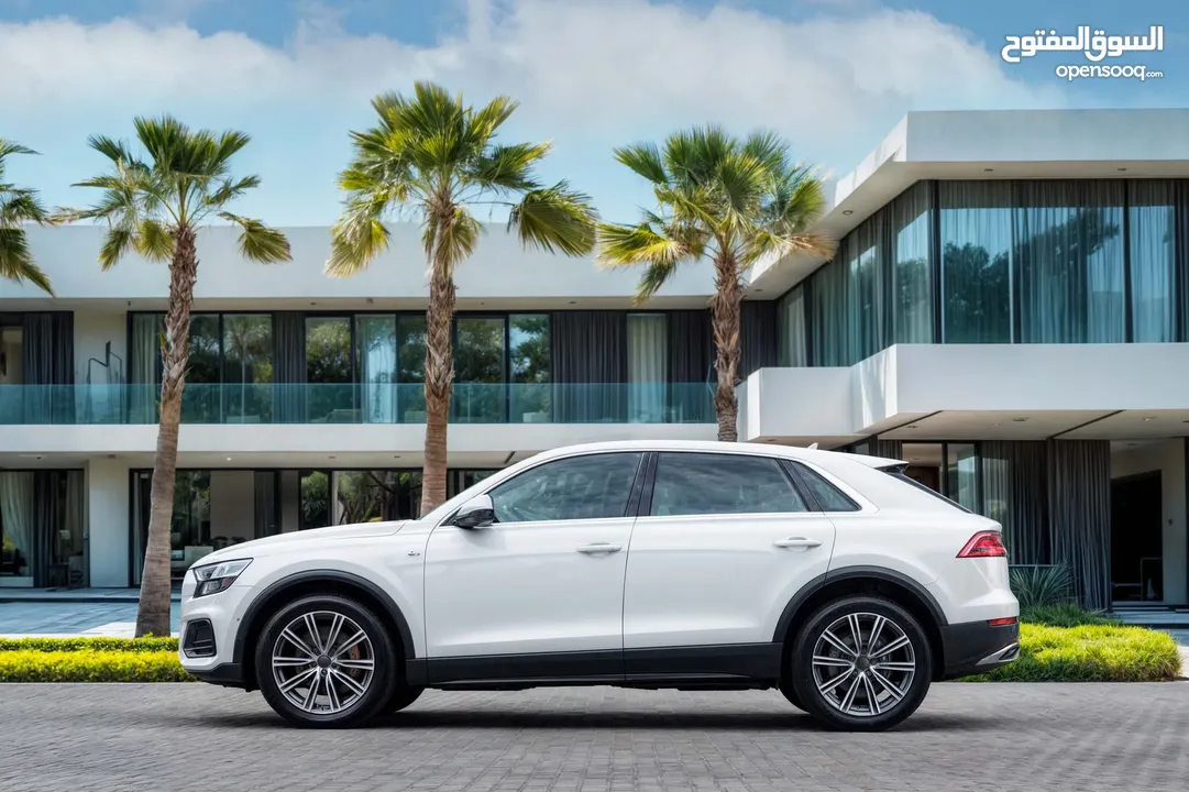 Audi Q8 S-LINE