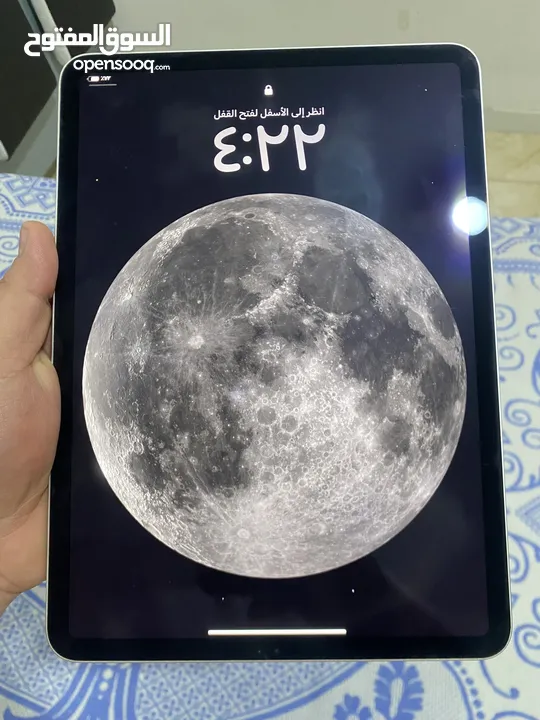 أيباد 11 برو الجيل الرابع معالج m2 للبيع خصم 20 دينار اذا ما فاصلت
