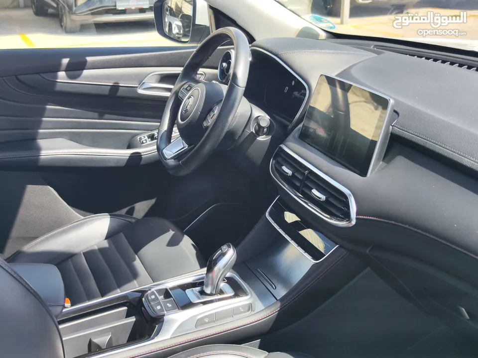 MG EHS plug in hybrid 2022 ماتور 1500 هايبرد بقوة 284 حصان