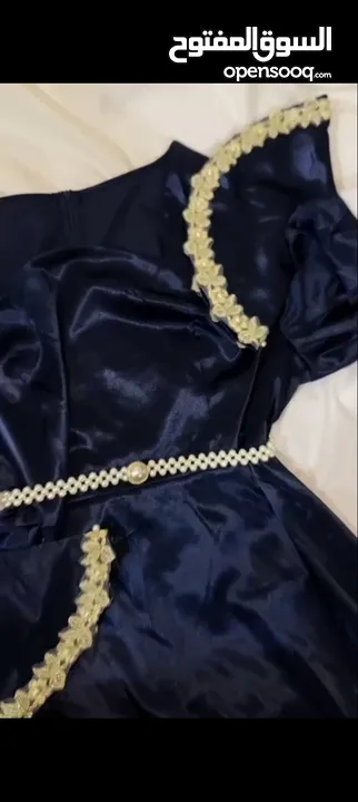 فستان كحلي لولو