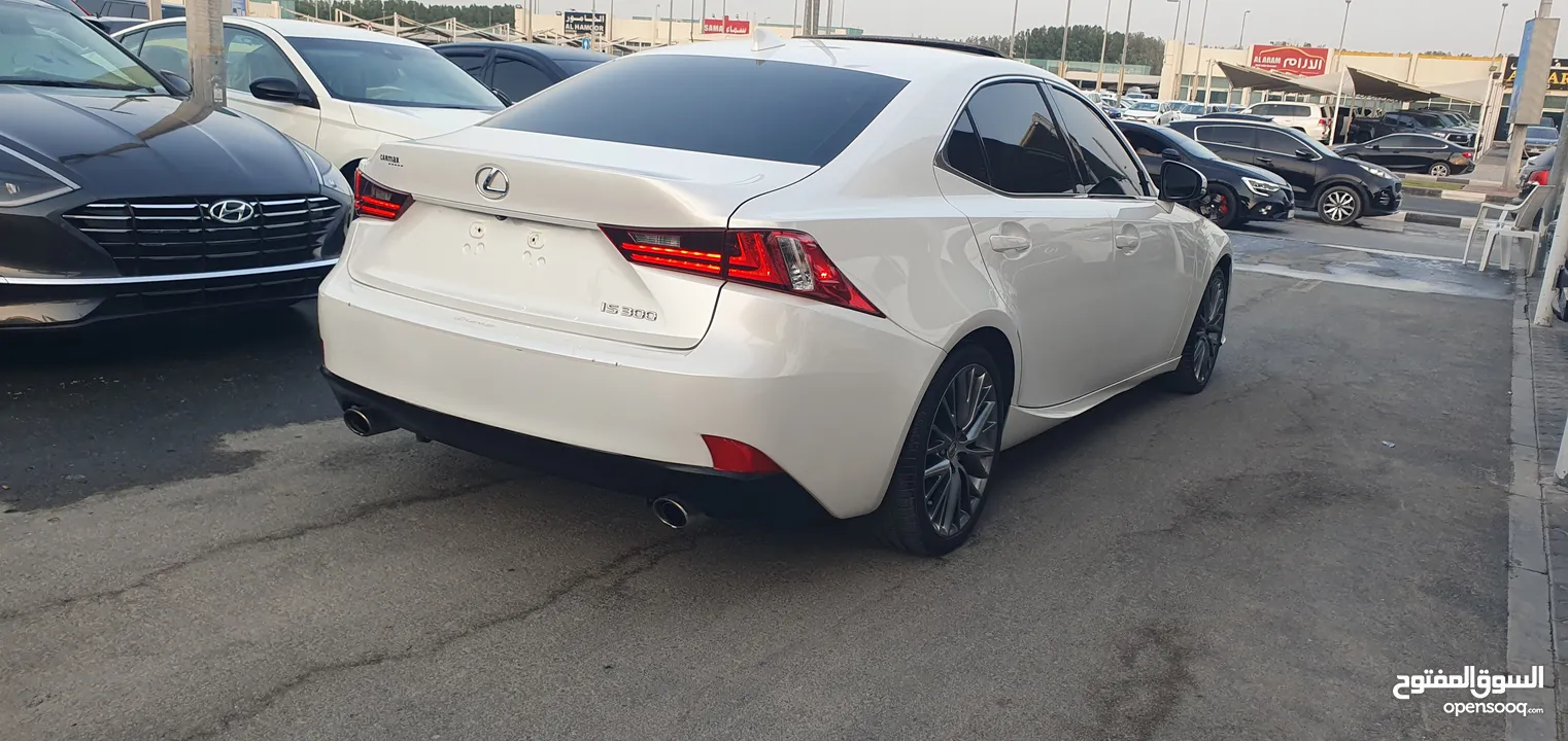 Lexus IS 300 2016 Full options