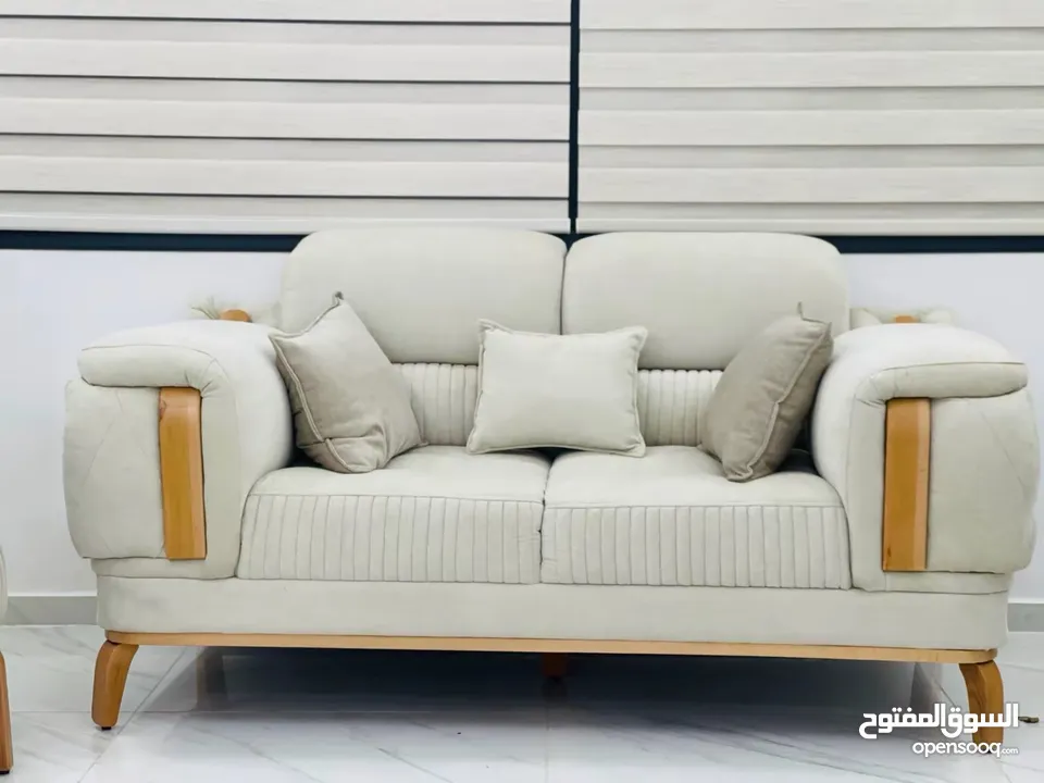 اطقم كنب مفروشات الاناقة اضف لمسه من الجمال لبيتك