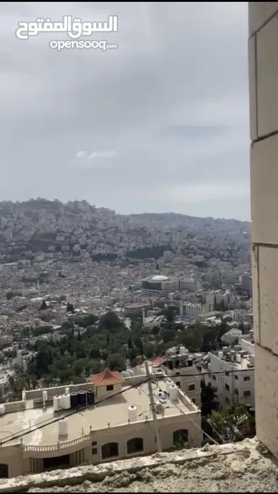 شقة للبيع في اطلالة مميزة نابلس الجبل الشمالي شارع ابو بكر العمارة جديدة
