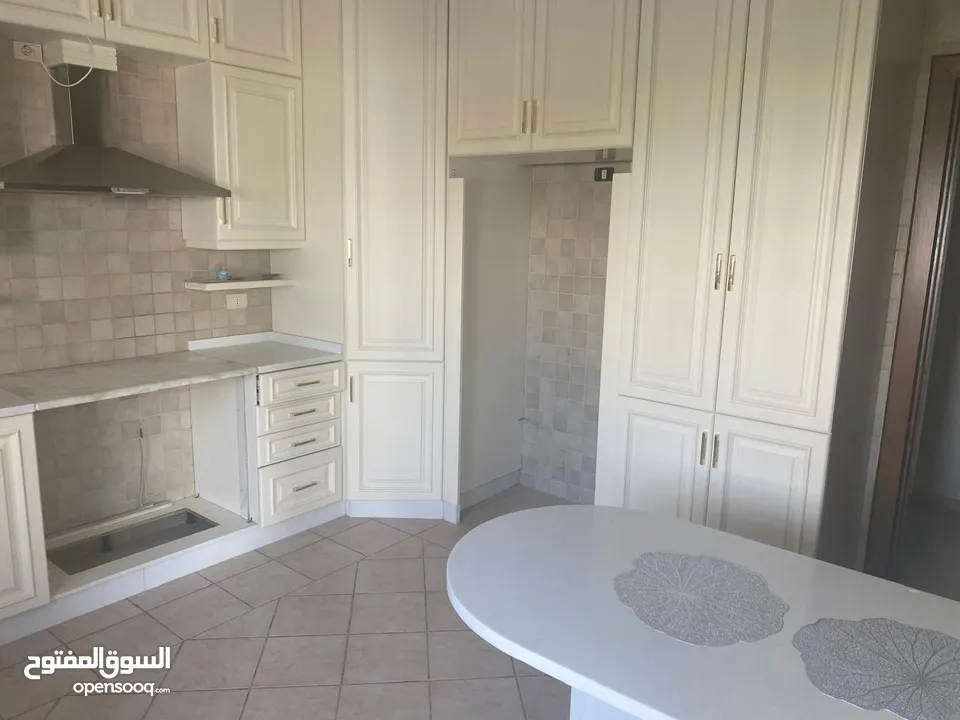 شقه فارغه ارضيه للايجار في دير غبار - REF : 14534