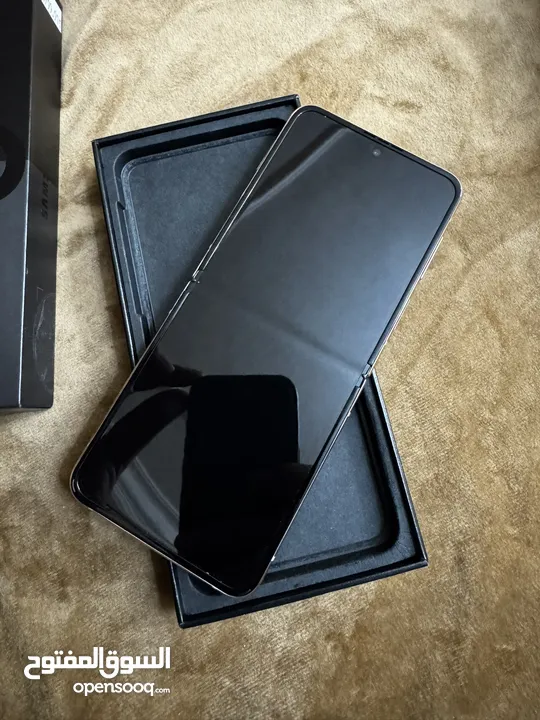 Samsung galaxy Z Flip4 128GB