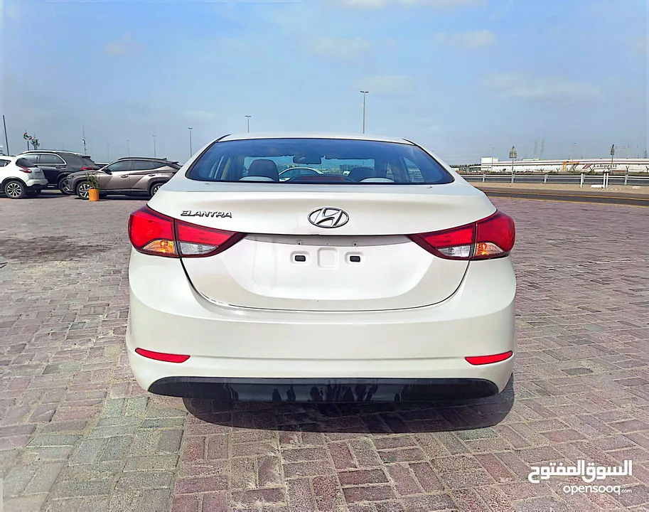 Hyundai ELANTRA 1.6L Model 2016 gcc spec