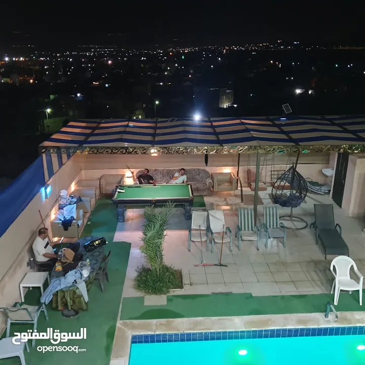 شاليه للايجار منطقه مطله جبل الروضه مطل ع البحر الميت وجبال فلسطين مسبح مغطى من اشعه الشمس