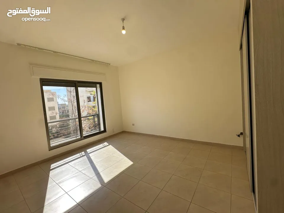 شقه غير مفروشه للايجار في عبدون ( Property 39798 )-175064430