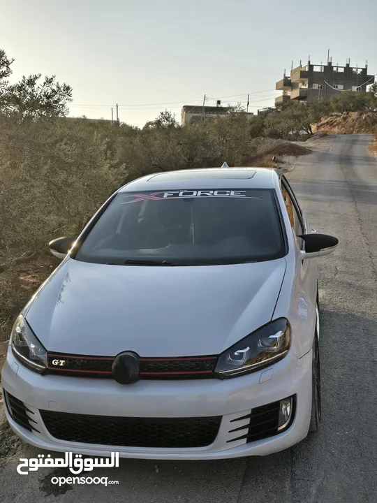 Gti فلل اضافات مش ناقصها اشي صاروخ عالشارع دهان جديد راعش عدة صوت .......الخ