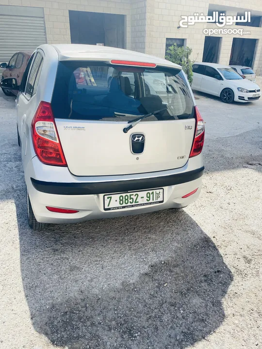هونداي i10